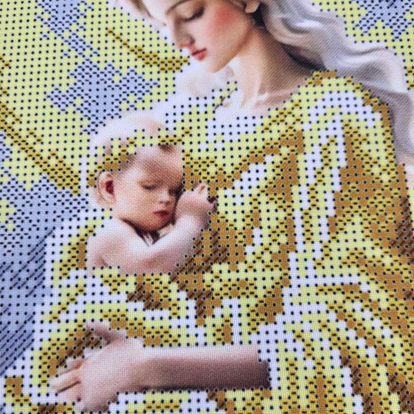 В677 Мадонна з немовлям, набір для вишивки бісером ікони В677 фото