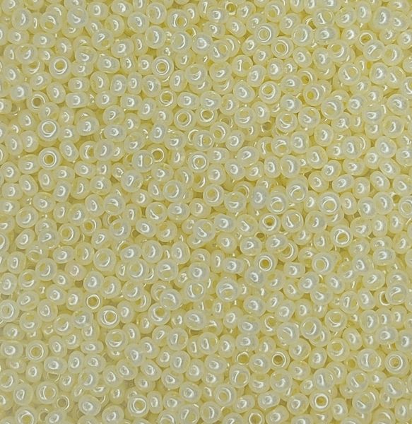 17286 чеський бісер Preciosa 10 грам алебастровий жовтий блідий Б/50/0266 фото