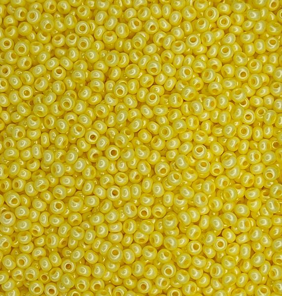 16986 чеський бісер Preciosa 10 грам перлинний жовтий світлий Б/50/0237 фото
