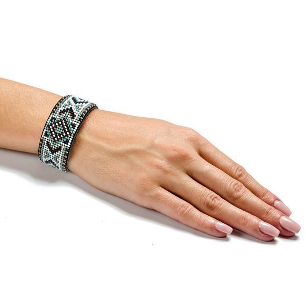 FLBB-016 Bead embroidery kit of a bracelet on black faux leather 3x22 cm