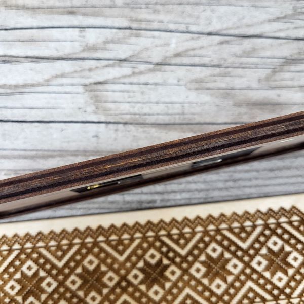 060697 Wooden needle case for long needles Ornament with a magnetic strip for needles