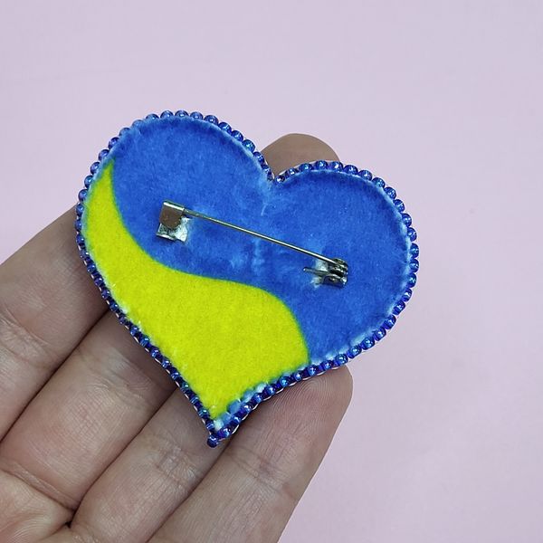 Б-308 Украинское сердце, набор для вышивки броши Б-308 фото