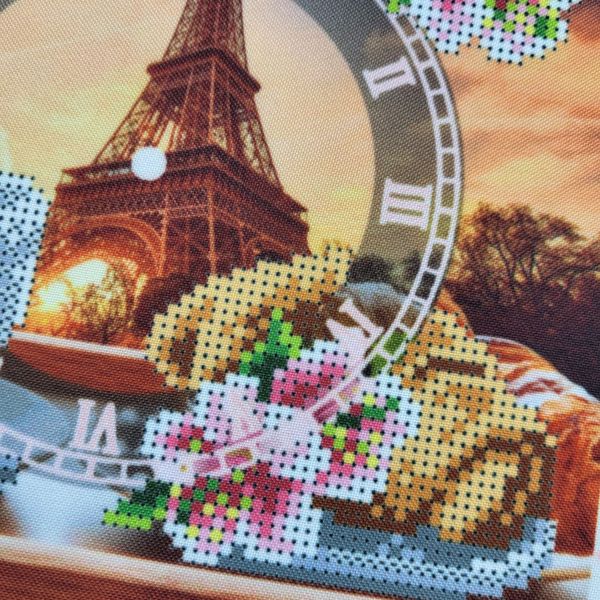 1818003 Годинник з рамкою Париж, набір для вишивки бісером 1818003 фото