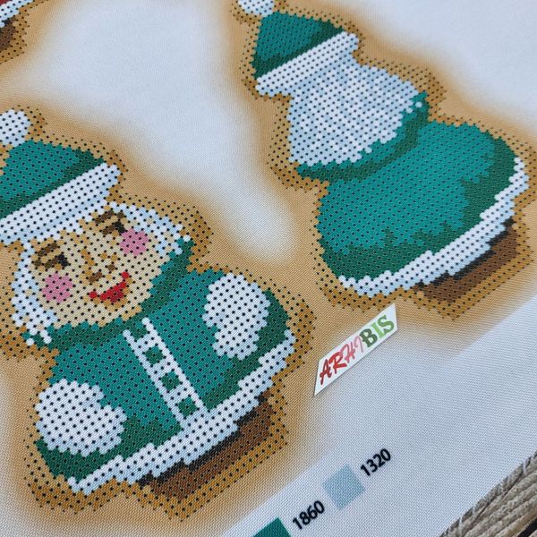 А3-К-422 Різдвяне печиво набір для вишивання бісером новорічної іграшки АК 0367 фото