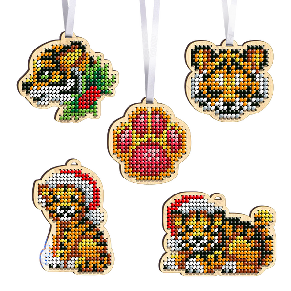 КНІ_міні_105 Рождественские тигрята набор для вышивки бисером по дереву КНІ_міні_105 фото