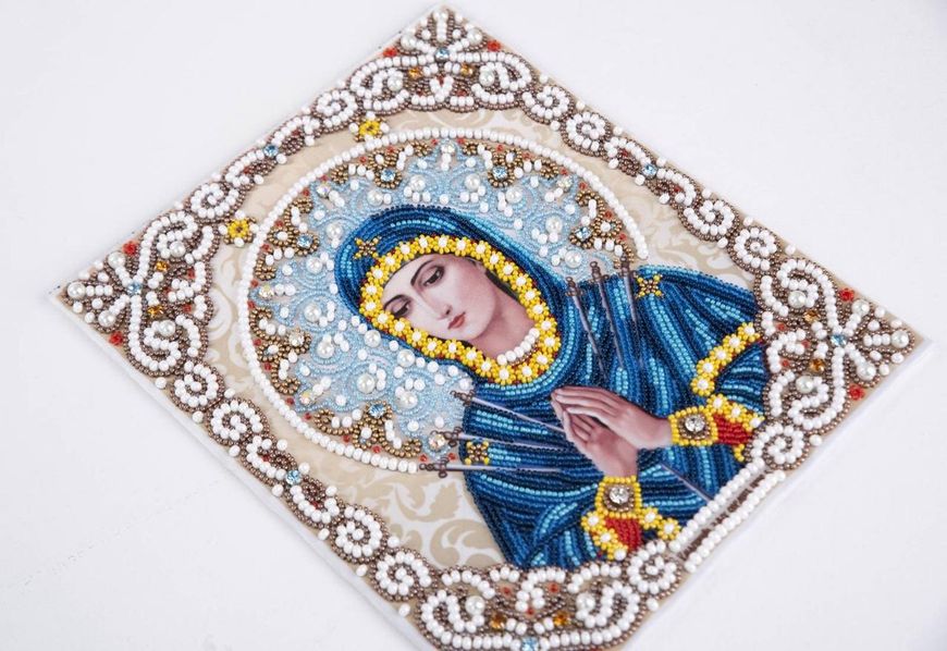ЖЛ-4715 Богородица Умягчение злых сердец в жемчуге и кристаллах, набор для вышивки бисером иконы ЖЛ-4715 фото