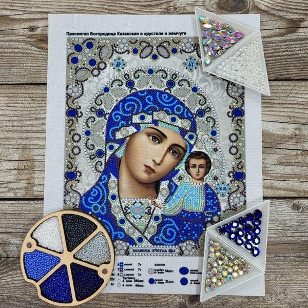 ЖК-4003 Богородица Казанская в серебре с жемчугом и камнями, набор для вышивки иконы ЖК-4003 фото