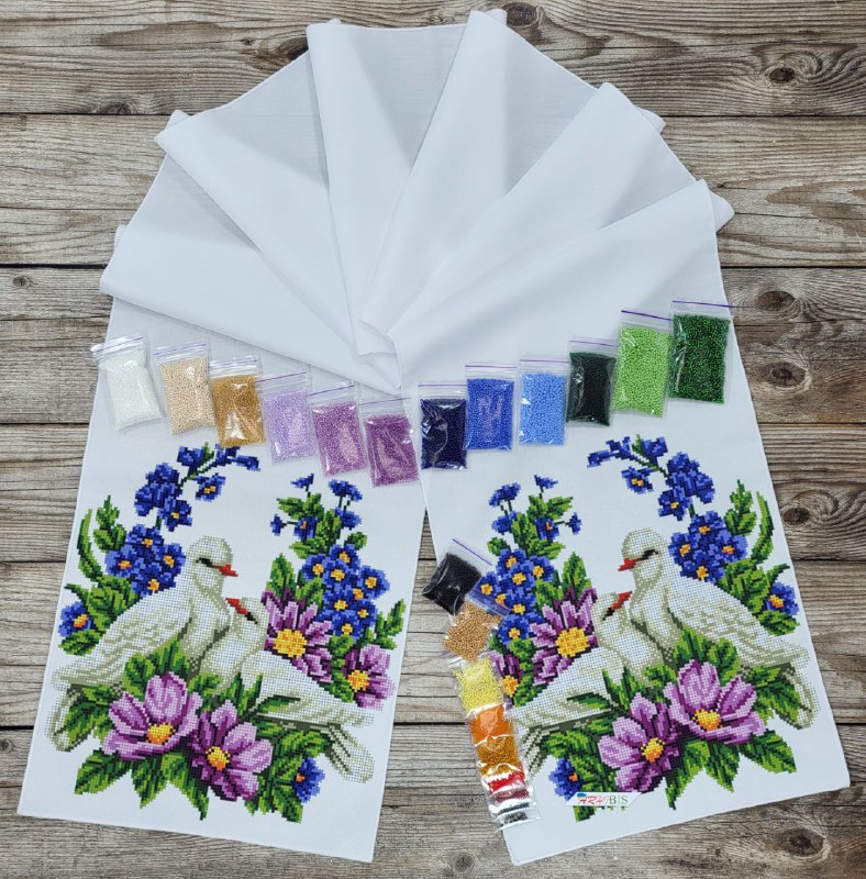 Фото набора для вышивки бисером свадебного рушника с парой голубей