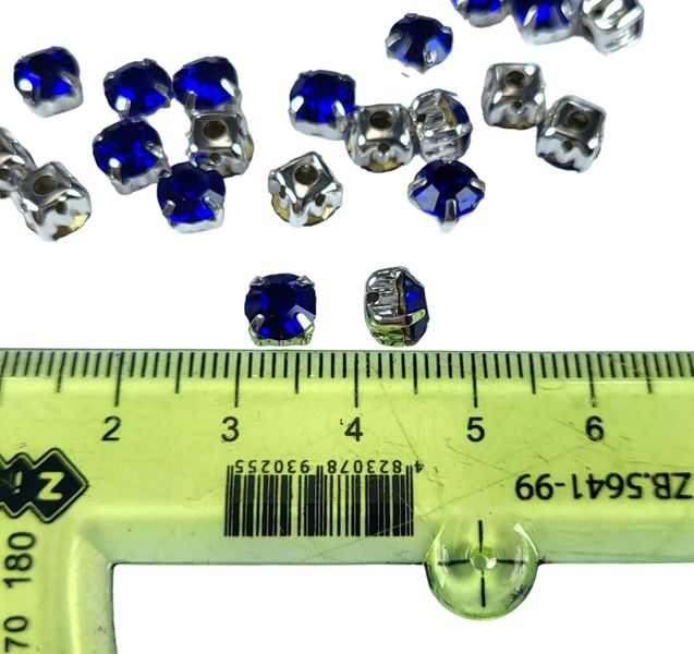 Пришивные стразы стеклянные в цапах шатон 6 мм, цвет синий, 6шт в упаковке 6мм-01 фото