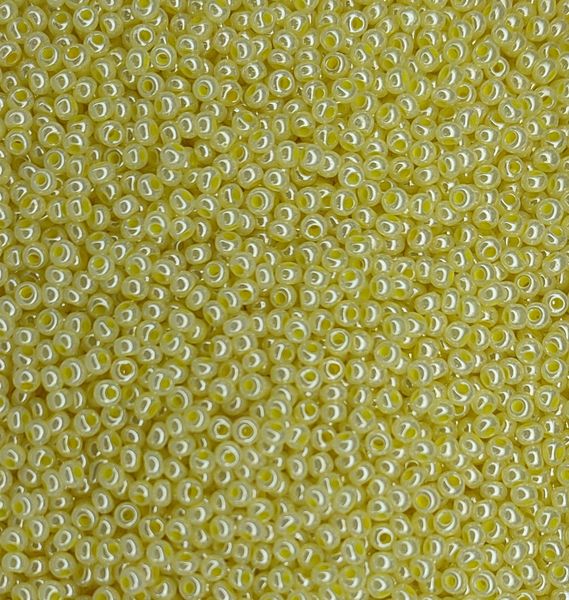 37185 чеський бісер Preciosa 10 грам перлинний жовтий Б/50/0382 фото