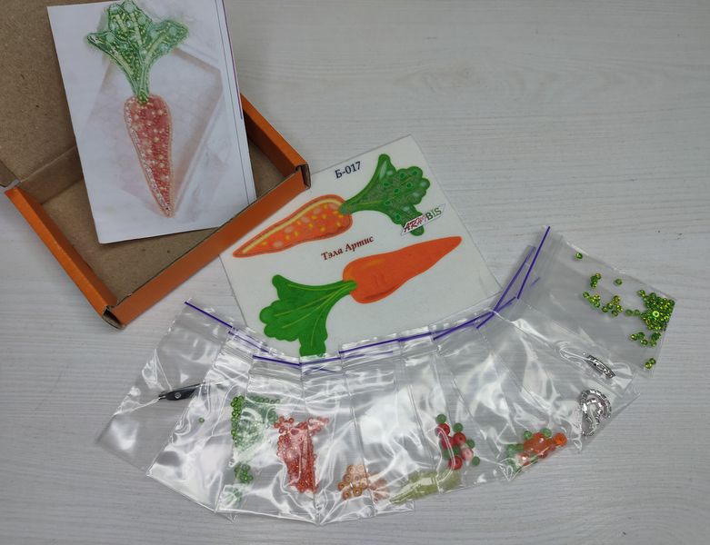 Б-017 Гламурная морковка, набор для вышивки броши Б-017 фото