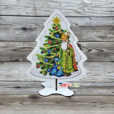 2533005 Новогодняя елка со Святым Николаем на основе из ХДФ, набор для вышивки бисером 2533005 фото