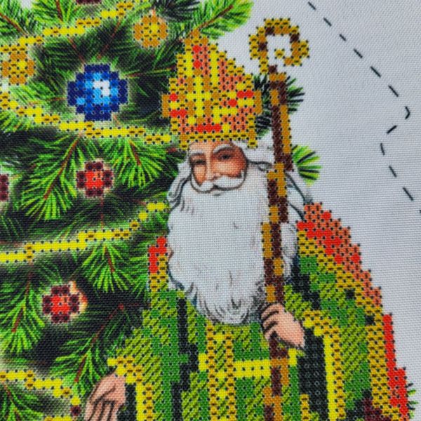 2533005 Новогодняя елка со Святым Николаем с рамкой и подставкой, набор для вышивки бисером 2533005 фото