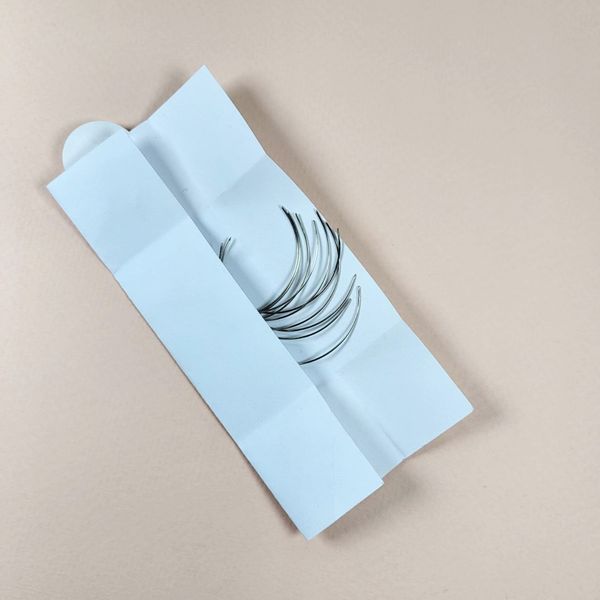 Набор полукруглых изогнутых игл 50шт для вышивки бисером сумок, косметичек C5205010x50 фото