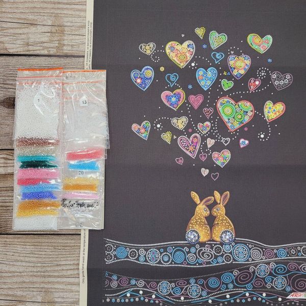 AB-877 Влюбленные кролики, набор для вышивки бисером на натуральном художественном холсте AB-877 фото