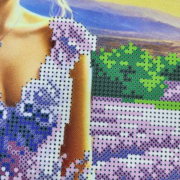 А774 Дівчина з лавандою (30*42 см), набір для вишивки бісером картини А774 фото